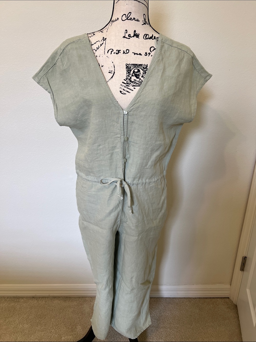 cloth & stone Sage Green Linen V-Neck Tie-Waist Jumpsuit